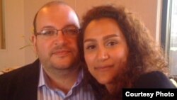 یگانه صالحی و همسرش جیسون رضاییان
