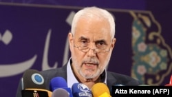 Mohsen Mehralizadeh, kandidati reformist që është tërhequr nga gara presidenciale në Iran. 