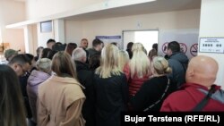 Një qendër votimi në Mitrovicë të Veriut.