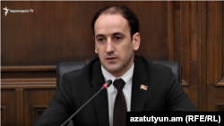 Lawmaker Sisak Gabrielian (file photo)