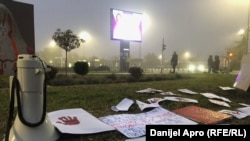 ‘Mi Novosađani smo očajni’: Novi protest zbog nesreće na Železničkoj stanici