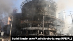 Наслідки російського ракетного удару по станція метро «Лукʼянівська» та ТРЦ  «Квадрат». Київ, 24 травня 2026 року
