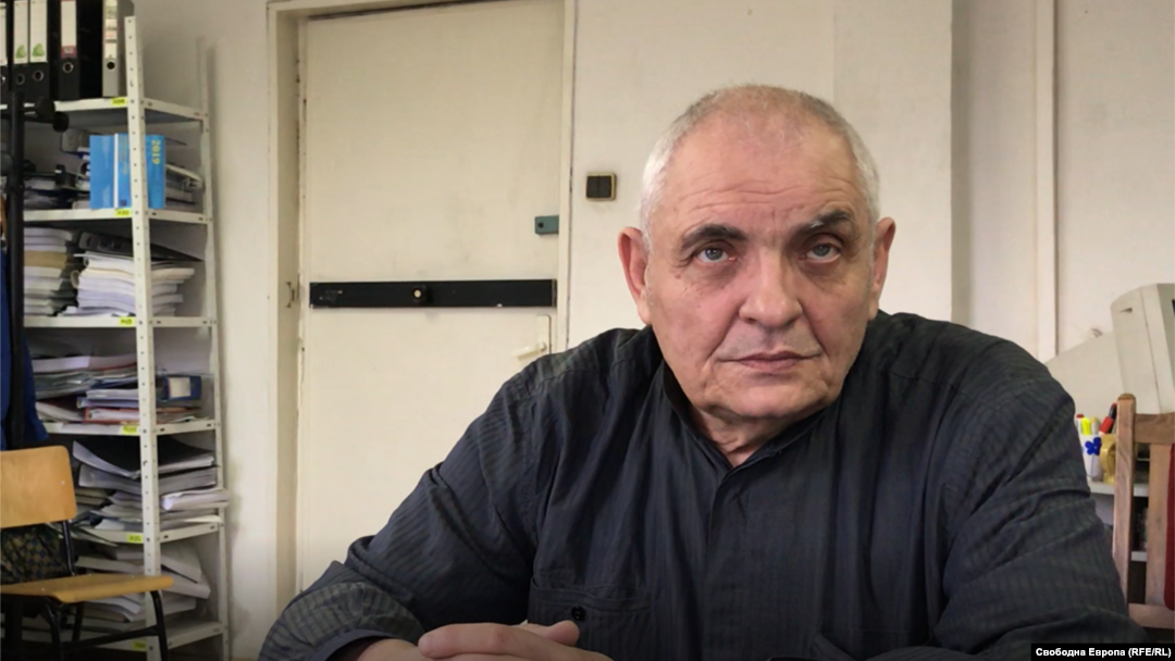 Димитър Димитров е преподавател по избирателни системи в СУ "Св. Климент Охридски".