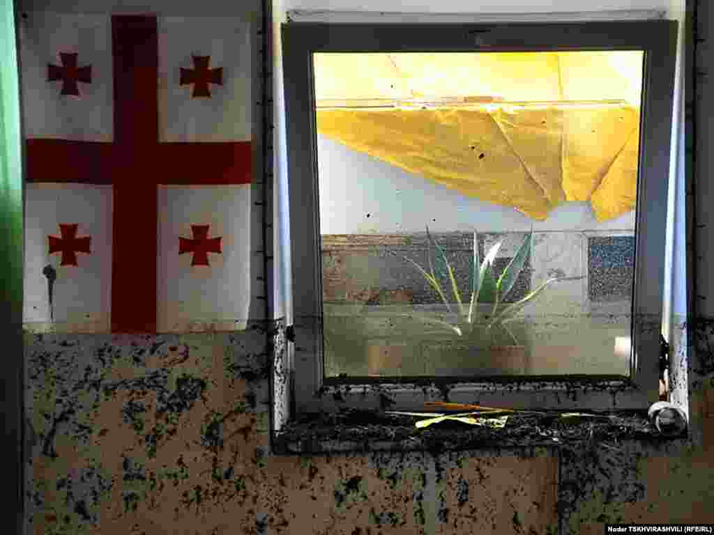 საქართველოს რეგიონებში გრძელდება სტიქიის შედეგების ლიკვიდაცია. 