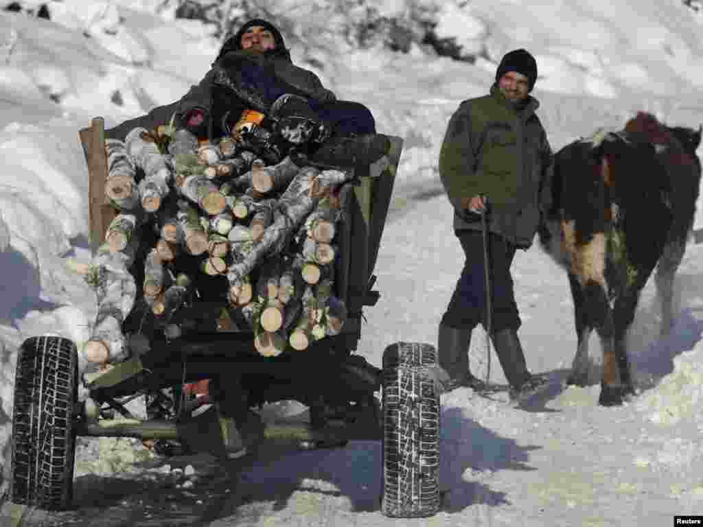 Kosovo - Selo Jezerc, 31.012012. Foto: Reuters / Hazir Reka 