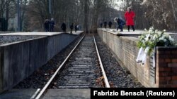 Dita Ndërkombëtare e Përkujtimit të Holokaustit nëpër botë
