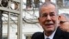 In Austria, Pro-EU Candidate Defeats Far-Right Rival In Presidential Poll