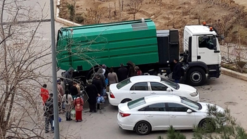 Marynyň birnäçe obasynda agyz suw üpjünçiligi kesildi, şäher ilatyna suw günde çäkli möçberde berilýär