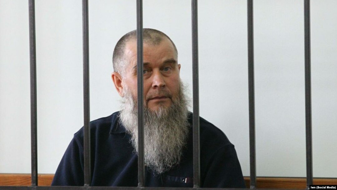 Равил Әхмәтов 