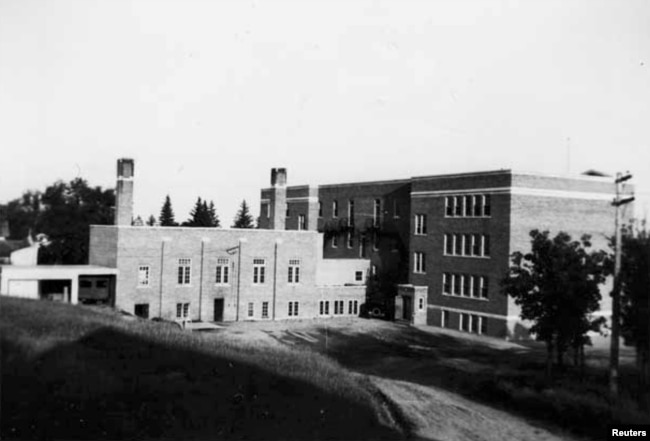 Një shkollë rezidenciale në Kanada, 1947.