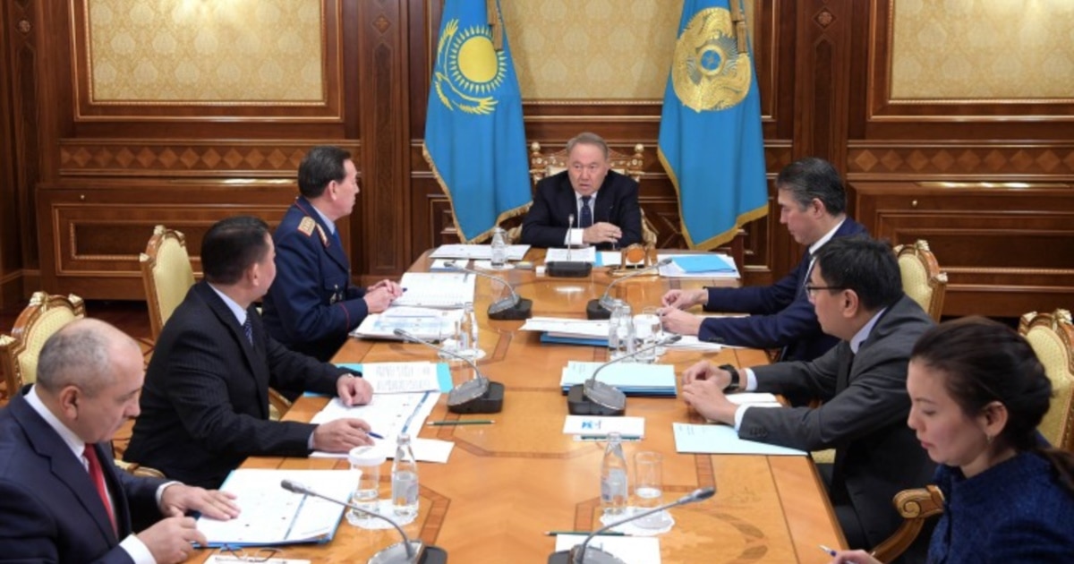 Қырылмаған жетілген әйелдермен порно