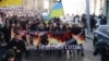 Во Львове студенты провели шествие в честь третьей годовщины Майдана (видео)
