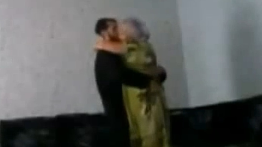 Сексуалдық әйелмен кездесу видеосы