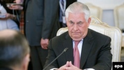 Держсекретар США Рекс Тіллерсон у Москві мав зустрічі не лише з главою МЗС Росії Сергієм Лавровим, а й з президентом Володимиром Путіним