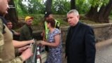 «На роботу!». Під час акції за зняття депутатської недоторканності активісти заблокували виходи з Ради (відео)