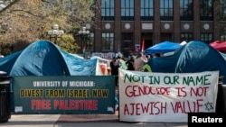 Mesaje din ocupația campusului universității Michigan. „Dezinvestiți" și „Genocidul nu este o valoare evreiască".