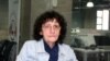 Манана Менабде уверена, что, занимаясь абсолютно разными видами искусства, главное оставаться предельно честным с самим собой и отдаваться делу без остатка и без скидки на основную профессию