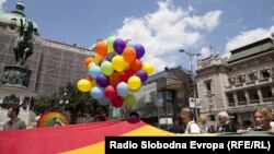 Mini Parada ponosa održana u Beogradu na Međunarodni dan ponosa, 27. jun 2012. Foto: Saša Čolić