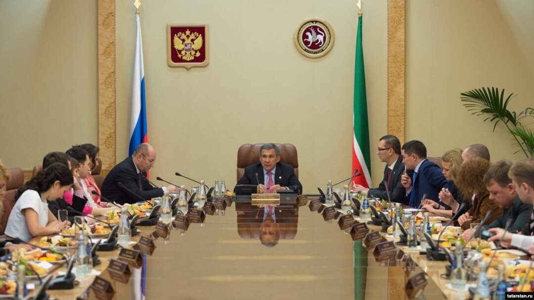 Федерал һәм республика мәгълүмат чаралары вәкилләре белән очрашу. Казан, 20 декабрь 2014