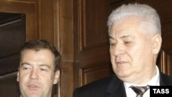 Dmitri Medvedev și Vl. Voronin la întîlnirea precedentă de la 18 martie 2009