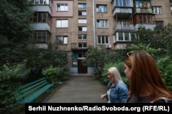 Будинок по вулиці Рибальській, 11 в Києві, де був неофіційний корпункт Радіо Свобода в 1989–1992 роках
