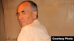 Azimjan Askarow