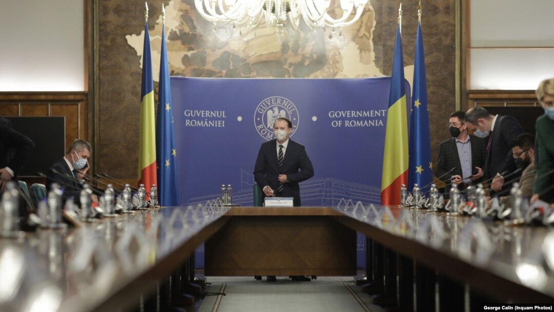 Miniștrii și premierul au bani în conturi, dar și datorii la bănci. Multe făcute chiar înainte de criza economică din 2008 - 2009. 