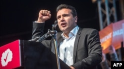 Zoran Zaev gjatë fushatës për zgjedhjet e 11 dhjetorit në Maqedoni