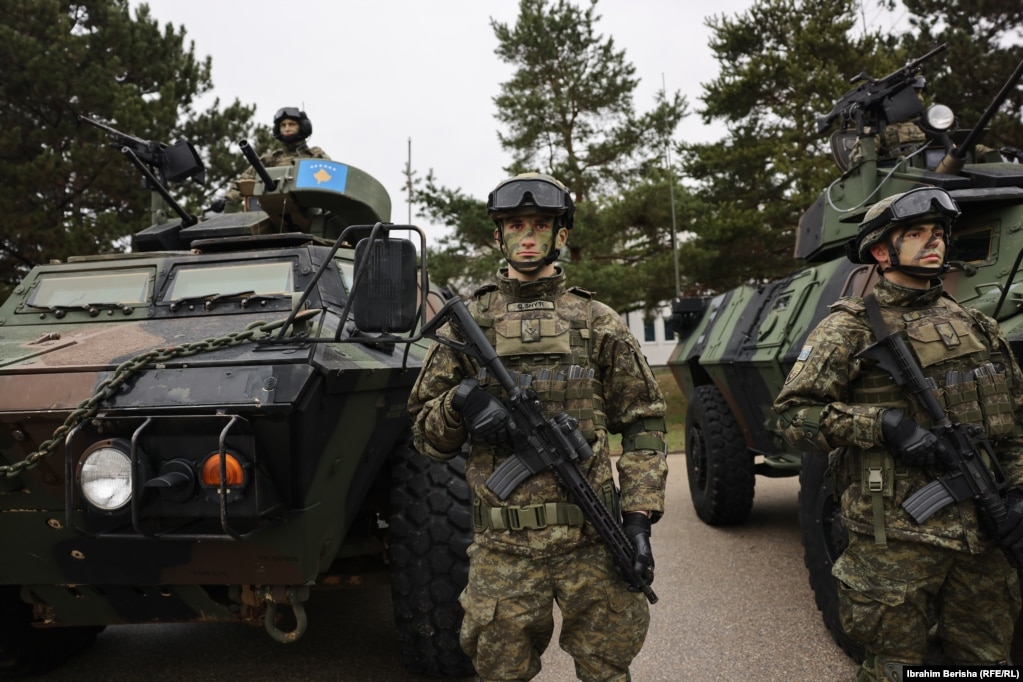 Përveç autoblindave, kamionëve, armëve, FSK-ja ka blerë edhe dronë nga SHBA-ja dhe Turqia, të cilat nuk u ekspozuan gjatë 27 nëntorit.