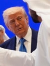 Президент США Дональд Трамп и наследный принц Саудовской Аравии Мухаммед бин Салман во время встречи в Королевском дворце в Эр-Рияде. 13 мая 2025 года