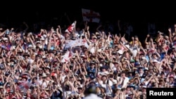 د انګلېنډ او اسټرالیا ترمنځ اېشیز سېریز تل د ډېرې دلچسپۍ وړ وي