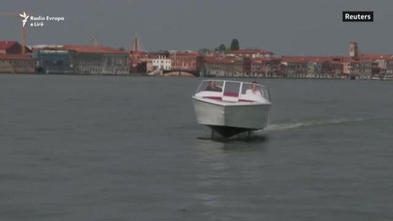 Barka ‘fluturuese’ që mund ta shpëtojë Venecian