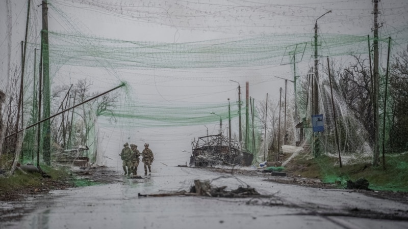 Ukraine faces escalating combat in Kostiantynivka, ZNPP loses external power again, and strikes hit Russian refineries