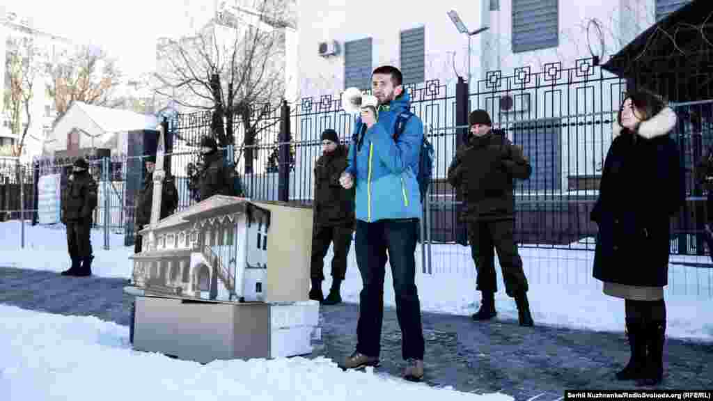 Программный директор &laquo;Крымского дома&raquo; Алим Алиев.