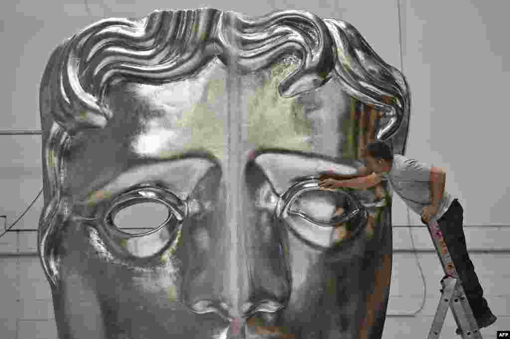 آماده سازی محل برگزاری مراسم بفتا