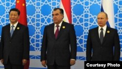 L to R: Chinese, Tajik and Russian Presidents Xi Jinping, Emomali Rahmon and Vladimir Putin, Dushanbe, 12.09.2014