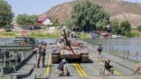 Pod mobil militar instalat de Armata Română, peste brațul Măcin al Dunării, la Frecăței, în Dobrogea, în timpul exercițiului Saber Guardian 25.
