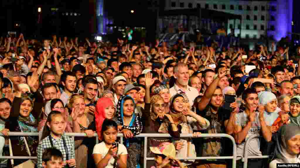 Казанда Сами Йосыф меңләгән тамашачы җыйды 