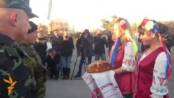 Ukraine Welcomes Soldiers Back From Front