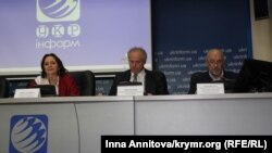 Пресс-конференция «Возможности для получения образования для детей из Крыма и Донбасса»: Ирина Жданова, Олег Шаров, Георгий Тука