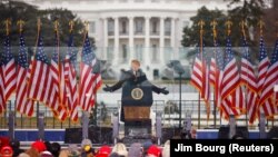 ԱՄՆ գործող նախագահ Դոնալդ Թրամփը ելույթ է ունենում իր աջակիցների հանրահավաքում, Վաշինգտոն, 6-ը հունվարի, 2021թ.