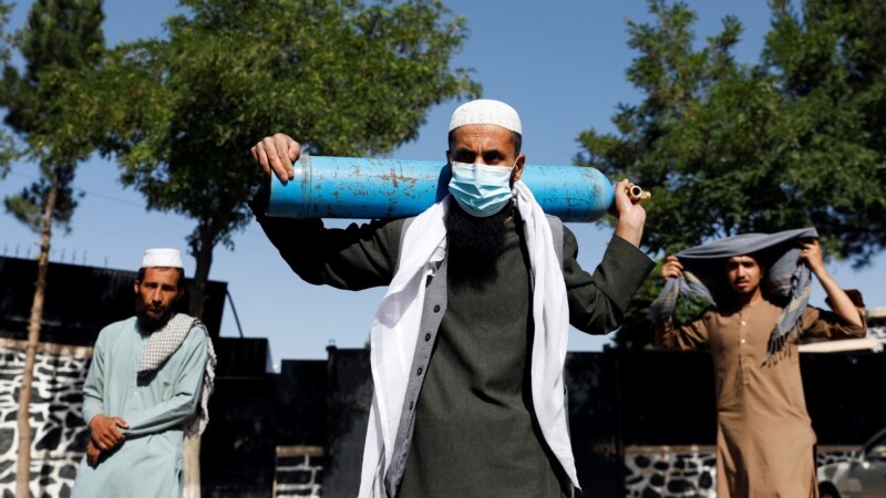 Afganët nën breshërinë e plumbave dhe pandemisë