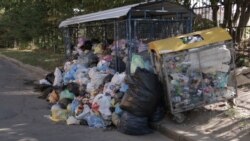 Bakı sakinləri zibilli küçələr haqda danışır
