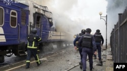 За словами міністра, понад половина з атакованих локомотивів була уражена протягом цього року