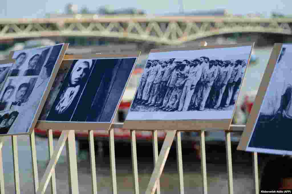 A roma holokauszt áldozatairól készült képeket állítottak ki a Nehru parton a 2014. augusztus 2-i megemlékezésen