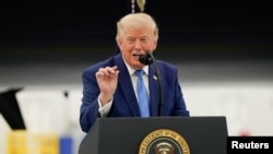 Дональд Трамп выступает на авиабазе Эндрюс, 19 июня 2026 года