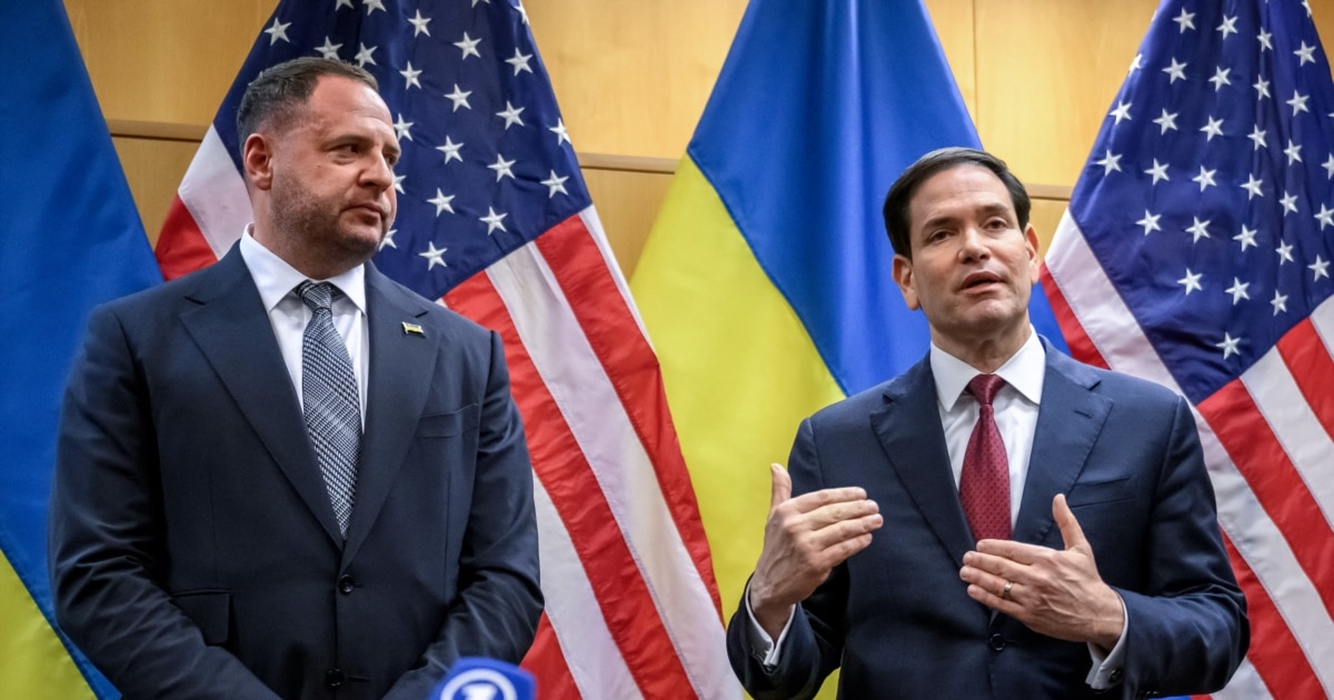 Ukrainian Officials Head To Brussels, Miami For Peace Talks As Putin Doubles Down On Demands