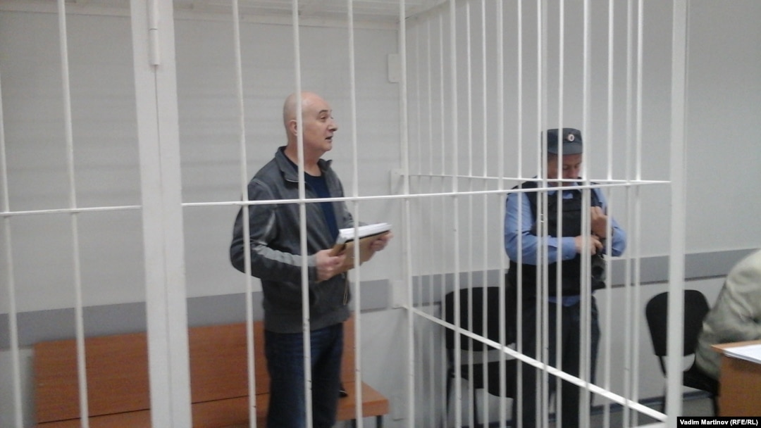 Девлет Алиханов в зале суда