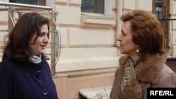 Daniela Terzi Barbăroșie şi Elena Prus