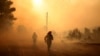 FOTO DE ARHIVĂ: Un incendiu de pădure face ravagii în apropierea localității Agia Paraskevi, din Grecia.